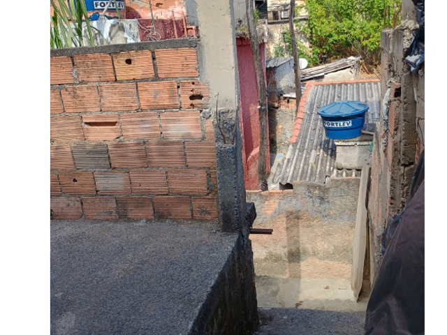 Casa com 250m² 2 quartos e 1 banheiro, à venda, no bairro Vera Cruz em Belo Horizonte
