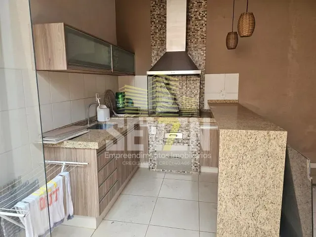 Casa com 270m² 3 quartos e 2 banheiros, à venda, no bairro Parque Paulista em Bauru