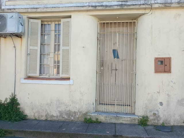 Casa com 114m² 3 quartos e 1 banheiro, à venda, no bairro Centro em Pelotas