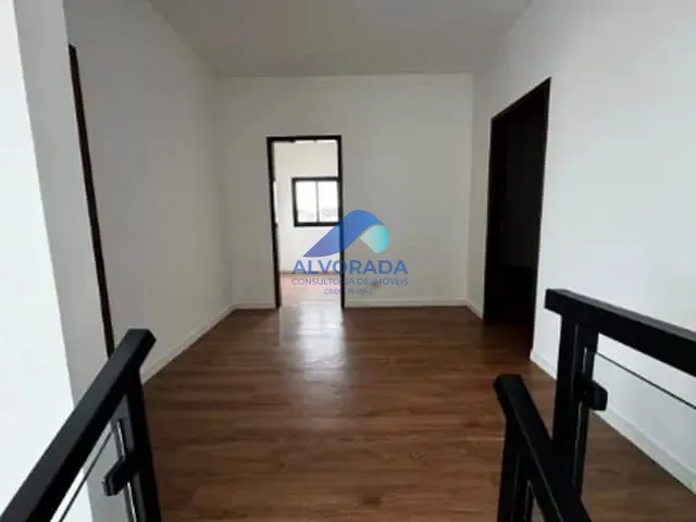 Casa com 250m² 4 quartos e 5 banheiros, à venda, no bairro Condomínio Residencial Mantiqueira em São José dos Campos