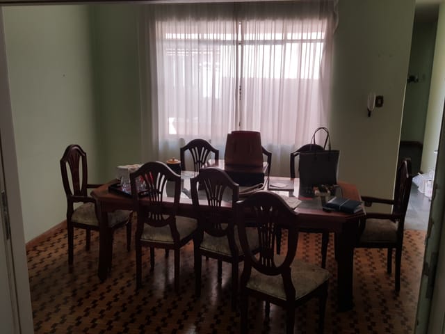 Casa com 390m² 4 quartos e 3 banheiros, à venda, no bairro Centro em Ponta Grossa
