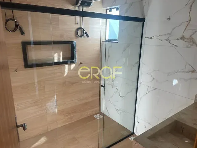 Casa 3 quartos e 2 banheiros, à venda, no bairro Setor de Chácaras Sul em Formosa