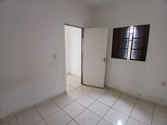 Casa 1 quarto e 1 banheiro, para alugar, no bairro Jardim Sul América em Campinas