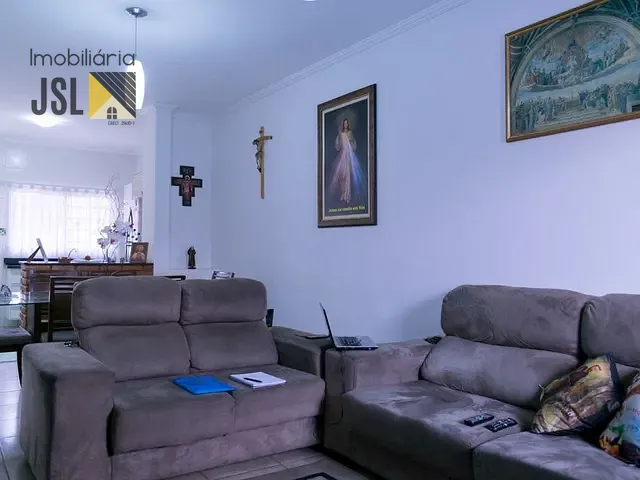 Casa com 175m² 2 quartos e 2 banheiros, à venda, no bairro Parque Residencial Santo André em Caçapava