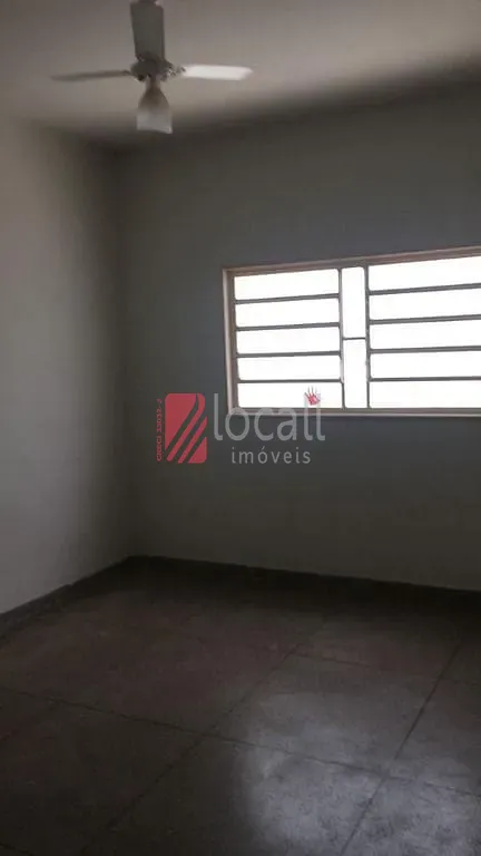Casa com 1 quarto à venda e aluguel, 283m² — foto 10 de 17
