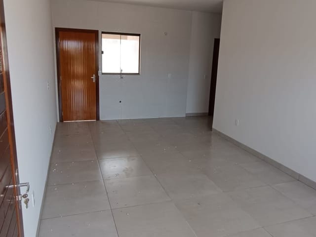 Casa com 300m² 2 quartos e 1 banheiro, à venda, no bairro Parque Amazonas em Sinop