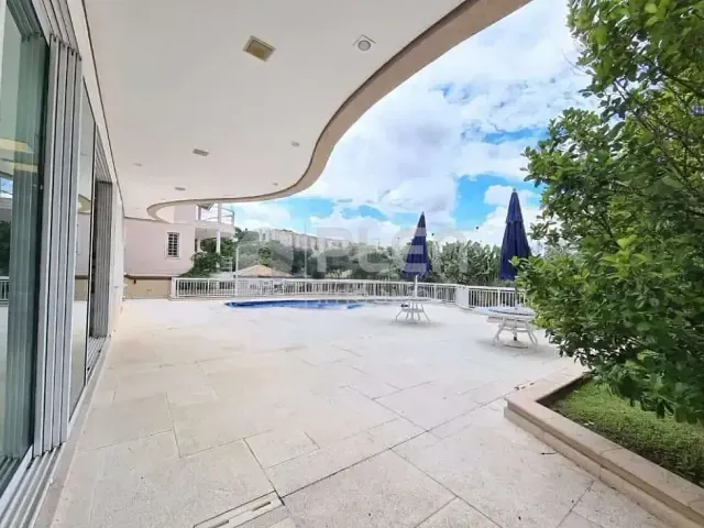 Casa com 1200m² 4 quartos e 10 banheiros, à venda, no bairro Jardim Itatinga em São Paulo