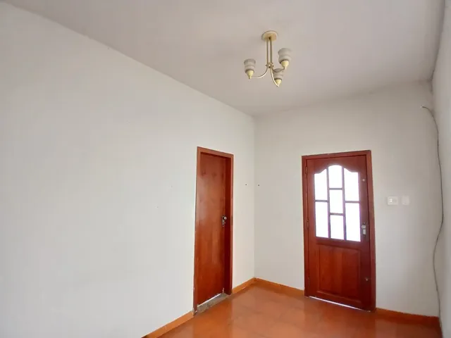 Casa com 154m² 3 quartos e 2 banheiros, à venda, no bairro Floresta em Belo Horizonte
