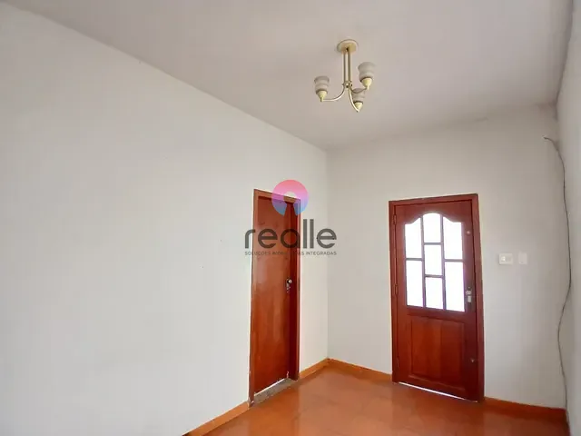 Casa com 154m² 3 quartos e 2 banheiros, à venda, no bairro Floresta em Belo Horizonte
