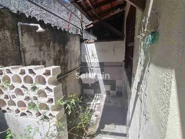 Casa 2 quartos e 2 banheiros, para alugar, no bairro Sapê em Niterói