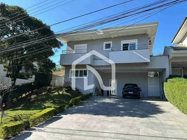 Casa 4 quartos e 5 banheiros, à venda, no bairro Tarumã em Santana de Parnaíba