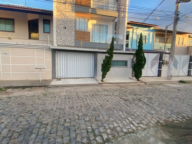 Casa 5 quartos e 3 banheiros, à venda, no bairro Parque Vicente Gonçalves Dias em Campos dos Goytacazes