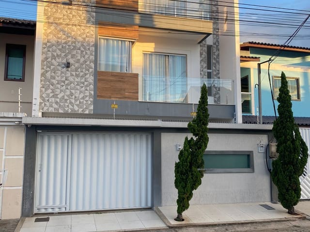 Casa 5 quartos e 3 banheiros, à venda, no bairro Parque Vicente Gonçalves Dias em Campos dos Goytacazes