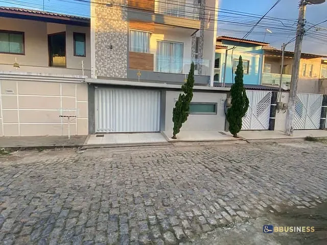 Casa 5 quartos e 3 banheiros, à venda, no bairro Parque Vicente Gonçalves Dias em Campos dos Goytacazes