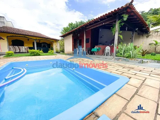 Casa com 388m² 4 quartos e 3 banheiros, à venda, no bairro Loteamento Cristo Redentor em Barra Mansa