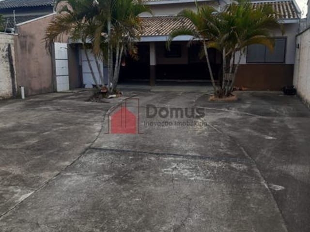 Casa com 253m², à venda, no bairro Mantiqueira em Pindamonhangaba