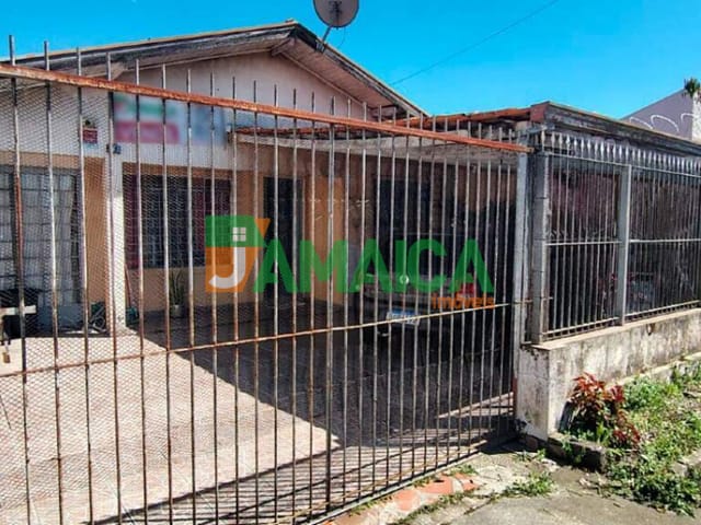 Casa com 160m² 2 quartos e 2 banheiros, à venda, no bairro Cajuru em Curitiba