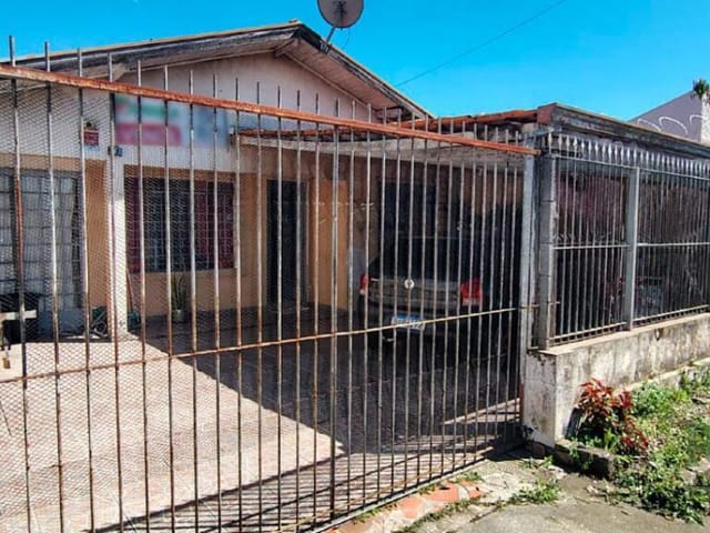 Casa com 160m² 2 quartos e 2 banheiros, à venda, no bairro Cajuru em Curitiba