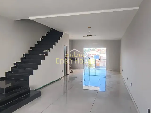 Casa com 187m² 3 quartos e 3 banheiros, à venda, no bairro Jardim Amália em Volta Redonda