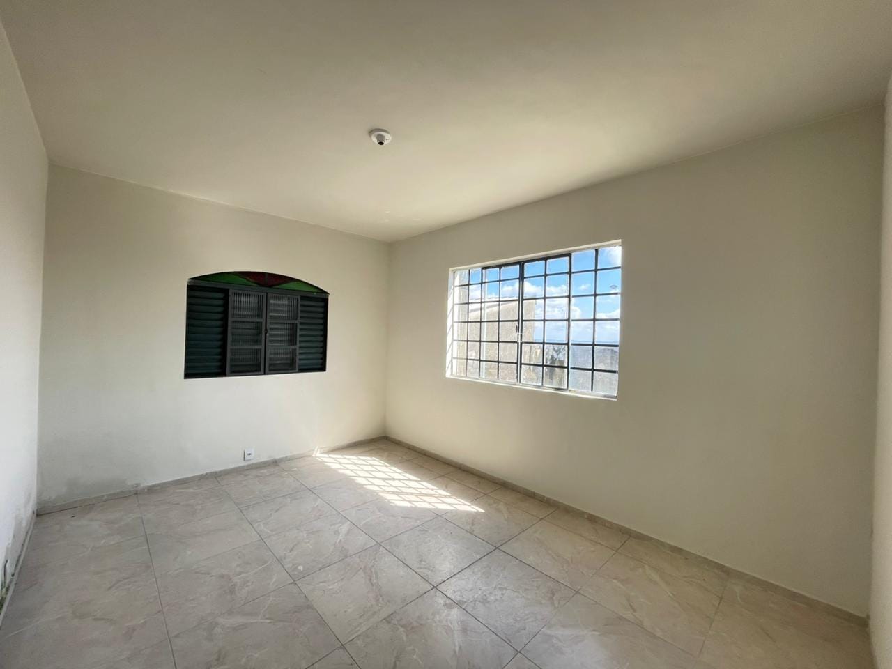 Excelente Casa para Locação no Engenho Nogueira – Belo Horizonte miniatura 7