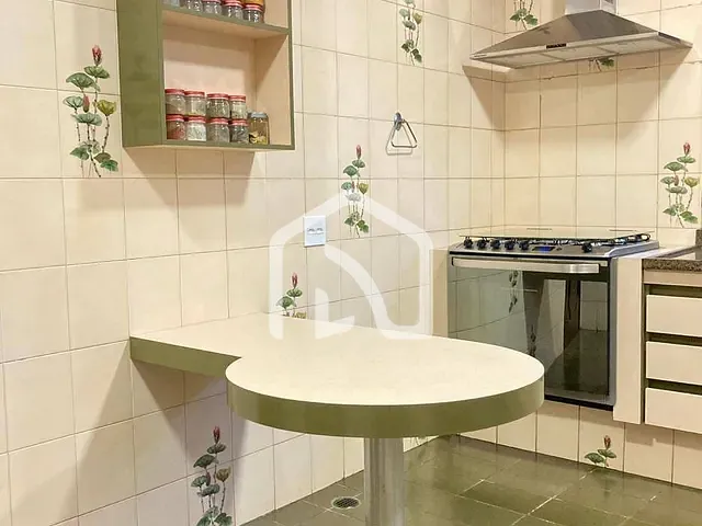 Casa com 532m² 4 quartos e 5 banheiros, para alugar, no bairro Alphaville em Santana de Parnaíba