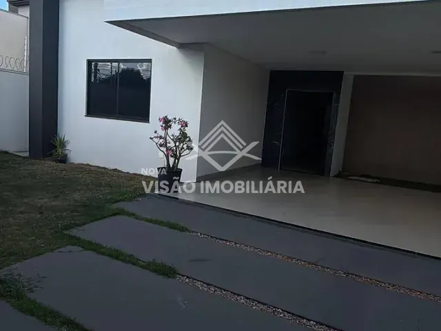 Casa 3 quartos e 3 banheiros, à venda, no bairro Jardim Curitiba em Sinop
