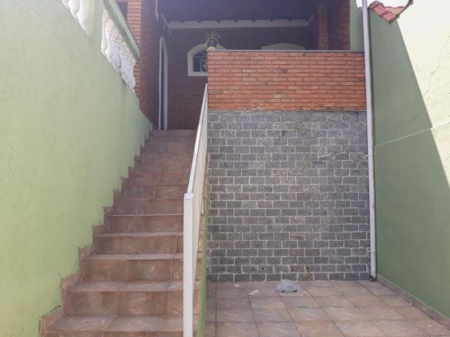 Casa com 284m² 3 quartos e 2 banheiros, à venda, no bairro Brasil em Bragança Paulista