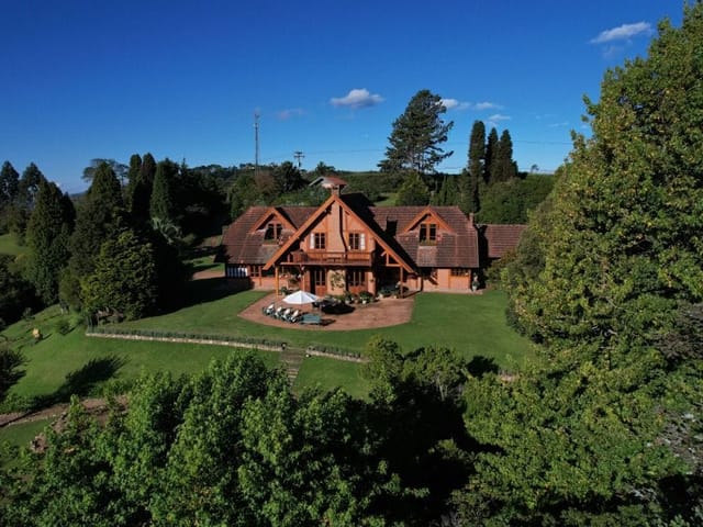 Propriedade única que combina charme e conforto.