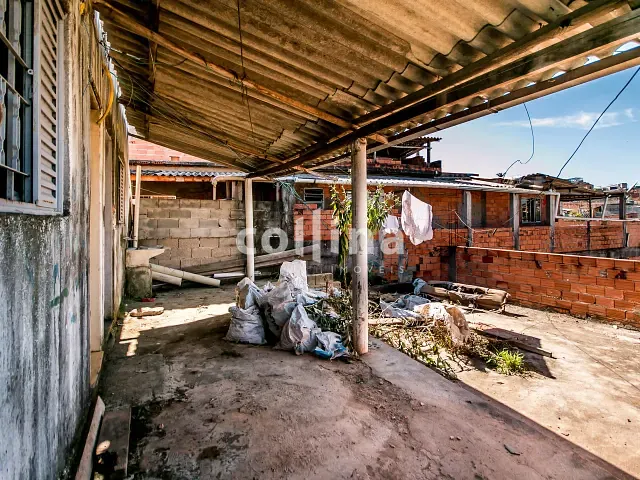 Casa com 125m², à venda, no bairro Vila Lourdes em Carapicuíba