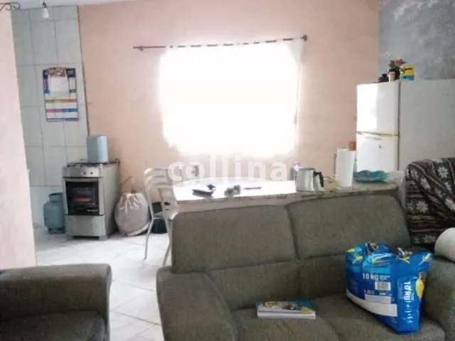 Casa com 125m² 1 quarto e 1 banheiro, à venda, no bairro Vila Lourdes em Carapicuíba