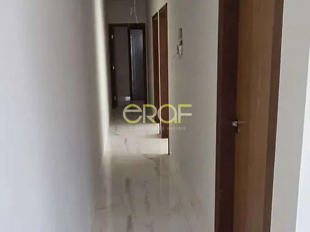 Casa 3 quartos e 2 banheiros, à venda, no bairro Parque da Colina I em Formosa