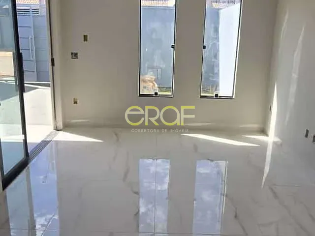 Casa 3 quartos e 2 banheiros, à venda, no bairro Parque da Colina I em Formosa