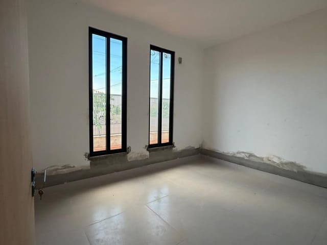 Casa com 102m² 2 quartos e 1 banheiro, à venda, no bairro Sonhalto Videira em Sinop