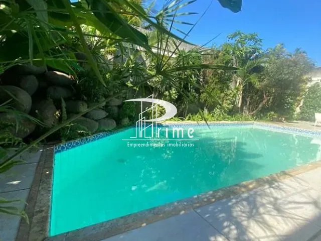 Casa com 561m² 5 quartos e 6 banheiros, à venda, no bairro Camboinhas em Niterói