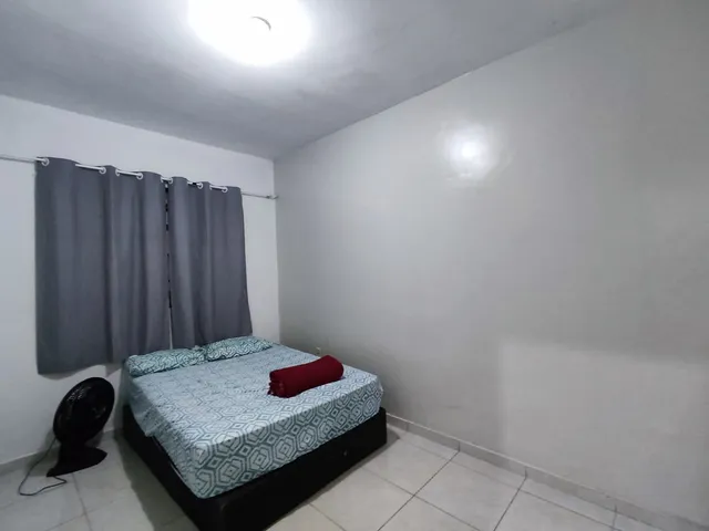 Casa 2 quartos e 1 banheiro, para alugar, no bairro Glória em Belo Horizonte