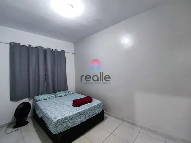 Casa 2 quartos e 1 banheiro, para alugar, no bairro Glória em Belo Horizonte