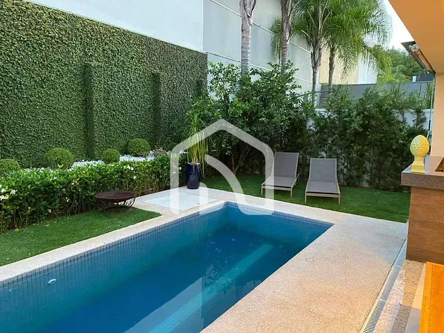 Casa com 340m² 5 quartos e 7 banheiros, à venda, no bairro Alphaville em Santana de Parnaíba