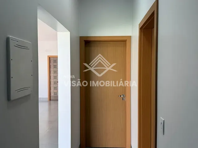 Casa 3 quartos e 3 banheiros, à venda, no bairro Jardim Curitiba em Sinop