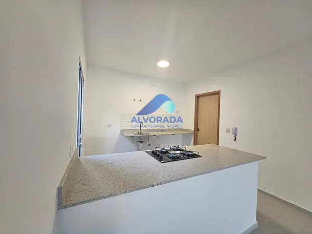 Casa 3 quartos e 3 banheiros, à venda, no bairro Jardim das Indústrias em São José dos Campos