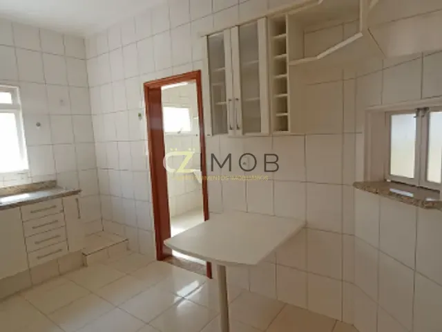 Casa com 300m² 4 quartos e 2 banheiros, à venda, no bairro Bonfim Paulista em Ribeirão Preto