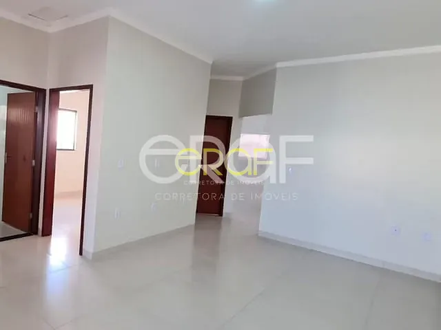 Casa com 10m² 3 quartos e 2 banheiros, à venda, no bairro Setor Bela Vista em Formosa