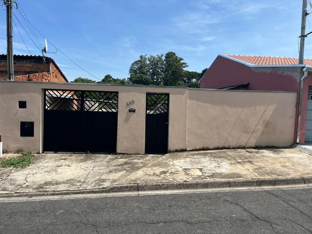 Casa com 250m² 4 quartos e 1 banheiro, à venda, no bairro Parque Valença I em Campinas