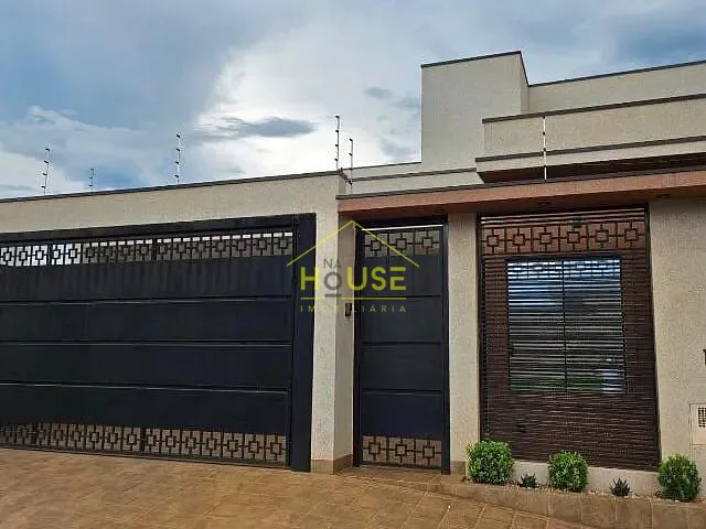 Casa com 200m² 3 quartos e 2 banheiros, à venda, no bairro Dharma Ville em Votuporanga