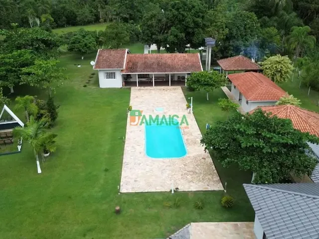 Casa com 360000m² 10 quartos e 3 banheiros, à venda, no bairro Alexandra em Paranaguá