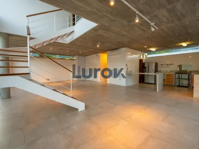 Casa com 403m² 4 quartos e 6 banheiros, à venda, no bairro Praia do Guaecá em São Sebastião