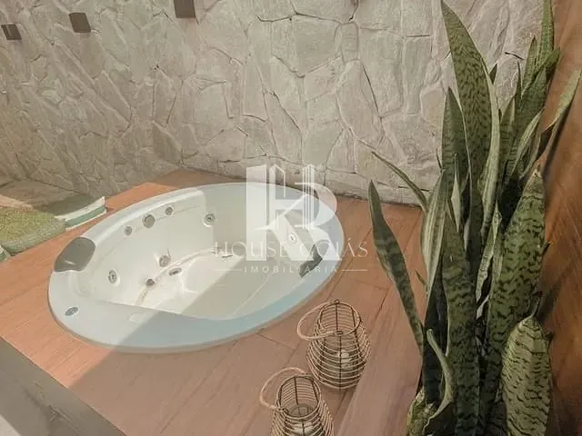 Casa com 167m² 3 quartos e 2 banheiros, à venda, no bairro Industrial Santo Antônio em Aparecida de Goiânia
