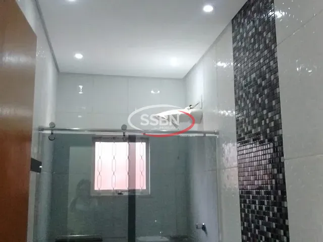 Casa com 150m² 2 quartos e 2 banheiros, à venda, no bairro Parque Residencial Klavin em Nova Odessa
