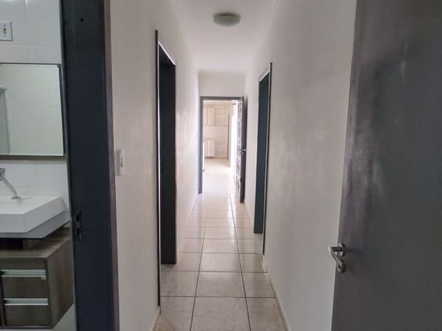 Foto do Casa - Casa com 4 dormitórios para alugar, 220 m² por R$ 1.900,00/mês - Orfãs - Ponta Grossa/PR | Torre Blanca Imóveis