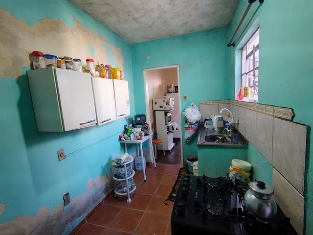 Casa 2 quartos e 1 banheiro, à venda, no bairro Centro em Pelotas