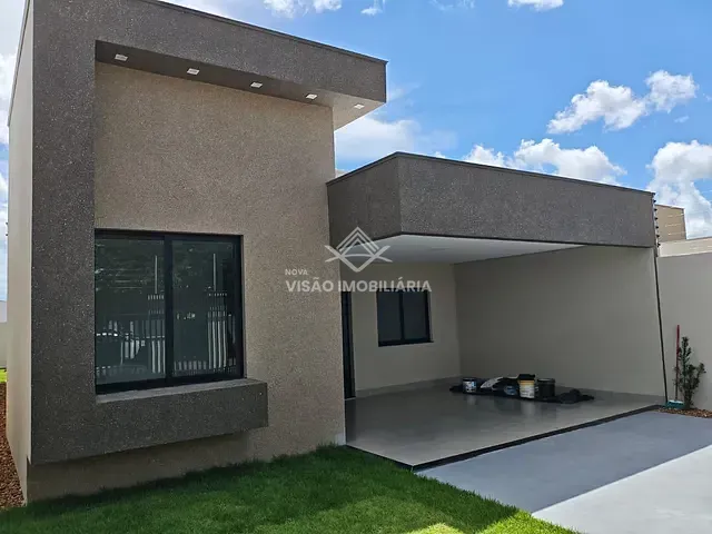 Casa 3 quartos e 2 banheiros, à venda, no bairro Jardim Curitiba em Sinop